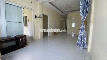 Bán chung cư đường 23, Hiệp Bình Chánh, sổ riêng giá 2,1 tỉ