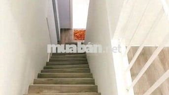 Cho thuê nhà 3hẻm 4m(XH) Cách Mạng Tháng 8, P.13, Q.10 giá 15tr