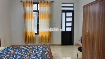 PHÒNG KHÉP KÍN, 25M2, FULL NỘI THẤT, BẾP ĂN RIÊNG, BẾN XE NƯỚC NGẦM