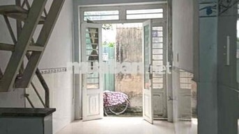nhà 1 lầu 2pn 1wc đ 47 gần chùa ưu đàm