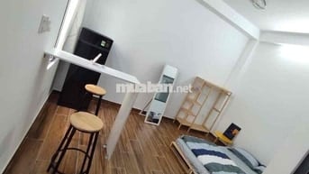 Cho Thuê Căn Hộ Studio cửa sổ thoáng mát Q3 gần Viettel tower