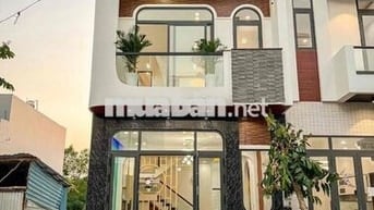 Sổ hồng riêng – Nhà 1 trệt 1 lầu, thiết kế hiện đại tại Bình Hòa