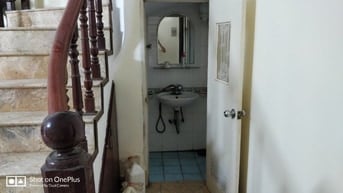 Cho thuê nhà nguyên căn 60m2, ngõ Lạc Long Quân 