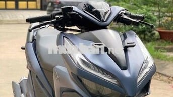 Xe honda vario 2021 màu xanh mờ mới len ken 95 %