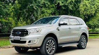 Ford Everest Titanium 2019, bảo hành 2026, vay 75%