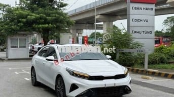 Kia K3 Luxury 1.6 AT 2025