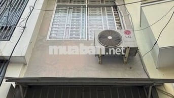 Nhà giá rẻ Tân Định Q1, 212/ Nguyễn Văn Nguyễn - 2PN, 2WC