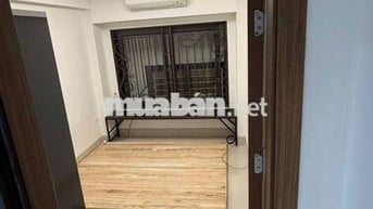 NHÀ TRUNG TÂM HÀ ĐÔNG NGAY SÁT ĐH KIẾN TRÚC