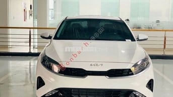 Kia K3 Luxury 1.6 AT 2025