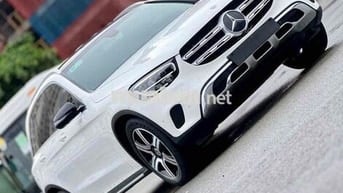 Mercedes Benz GLC200 4MATIC 2020