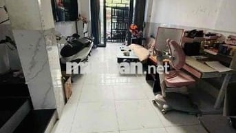 NHÀ 2 TẦNG, 42m2, NHÀ BÈ, PHÙ HỢP GIA ĐÌNH 4 NGƯỜI.