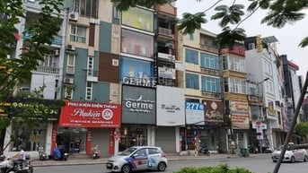 Bán nhà mặt phố Đê La Thành (bên chẵn không Quy hoạch) 51m2x4t, 21,5ty