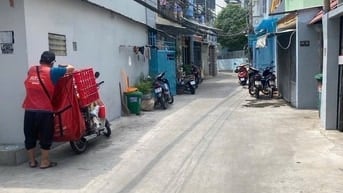 Bán Nhà Bùi Văn Ba Quận 7 – 72m² – Giá 6,7 Tỷ- Oto