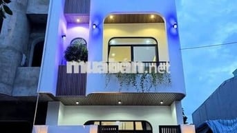 Siêu Hot Nhà 1 Trệt 2 Lầu Giá Cực Tốt Tại Mặt Tiền Thủ Dầu Một