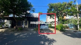 BÁN ĐẤT BIỂN GẦN NGAY BÃI TẮM SƠN THỦY SONG SONG ĐƯỜNG TRƯỜNG SA