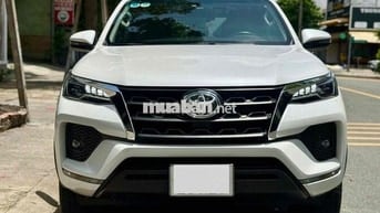 Toyota Fortuner 2022 2.4 4x2 AT - 29000 km