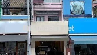 Mặt Tiền Phan Văn Trị 4,5mx18m 2 lầu giá 35 triệu.