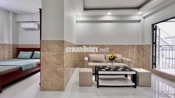 CĂN HỘ 1 PHÒNG NGỦ FULL NỘI THẤT CỬA SỔ THOÁNG MÁT NGAY COOPMART