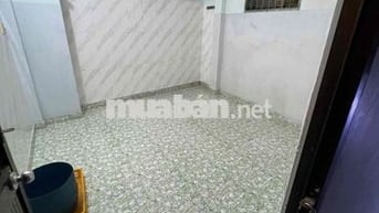 còn dư 2 phòng cho 2 đến 3 ng ở