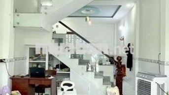 Nhà Hồ Văn Long, 45m², 4x11m, 2 Tầng, 2 PN, Hẻm oto, Giá chỉ hơn 3 tỷ