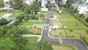 Em cần bán lô đất 100m2, mặt tiền rộng, nở hậu