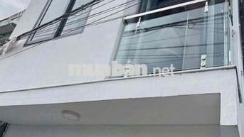 Bán nhà 1 trệt 2 lầu mới vào ở ngay đủ NT đường 13 Phường Linh Chiểu