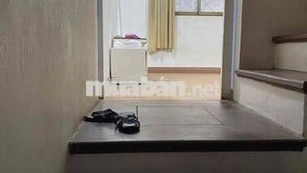 Nhà cho thuê nhà ngắn ngày đường Nguyễn Văn Cừ