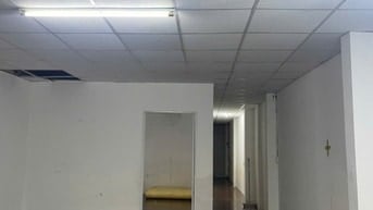 Cho thuê nhà mặt tiền đường số 206D Lê Văn Sỹ, giá 70tr