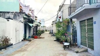 Cô chú lớn tuổi cần bán nhanh căn nhà.1ty070 SHR