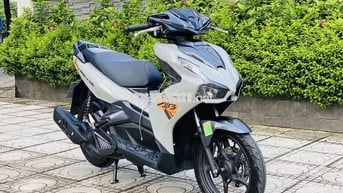 HONDA AIR BLADE 125 FI BẢN ĐEN SẦN KHÓA SMARKEY