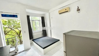 STUDIO NHỎ XINH NGAY ĐH MỸ THUẬT -25M2 -FULL NT -BAN CÔNG RÊNG-FREE XE
