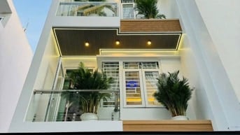 ⭐️Nhà 3 Lầu tuyệt đẹp Cao cấp xe hơi để trong nhà Phạm Văn Chiêu, P16,