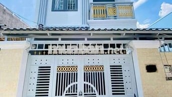 DIỆN TÍCH RỘNG - HẺM XE HƠI - GẦN MẶT TIỀN HUỲNH TẤN PHÁT.