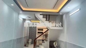 Nhà mới ra lò 3ty tl 3,5x13m đúc 1 trệt 1 lầu ST 2pn 2wc