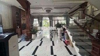BIỆT THỰ BÌNH THỌ ĐƯỜNG ĐẶNG VĂN BI 3 TẦNG 8 x 20M - 14 TỶ
