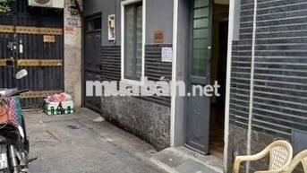 Phòng trọ 30m2 sát Ngã Tư Ng Oanh, Ng V Lượng