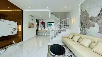 SIÊU PHẨM NHÀ ĐẸP 266D Hoàng Văn Thụ P4 Q.TB  4,5x18m 5 tầng 350m sàn