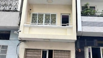 Cho thuê nhà mặt tiền An Điềm, P11Q5 (4,6 x 16,5m) KC 3 Tầng, KD tự do