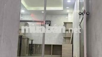Cho thuê nhà nguyên căn mặt tiền Điện Biên Phủ,P.10, Q.10