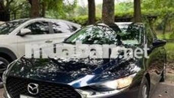 Mazda 3 2022 1.5L Luxury - 10000 km