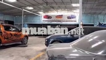Kho diện tích lên đến 900m2 ở Hoàng Quốc Việt cần cho thuê gấp