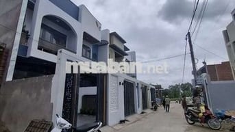 Nhà mới 1 trệt+1 lầu 5×24 nhỉnh 2 tỷ  kcn cầu tràm