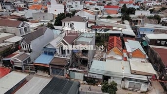 Nhà 1T1L 5x22 Hướng Đông Nam ngay đường Nguyễn Ái Quốc - trung tâm