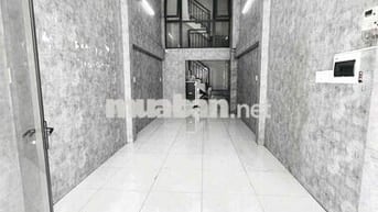 Cho thuê nhà đẹp Nguyễn Đình Chiểu Q3 – Trệt 4 Lầu, Giá 40 triệu tl