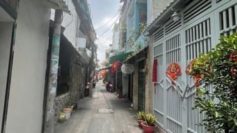NHÀ P3 Q8 ÂU DƯƠNG LÂN - 3.7 nở hậu 4.1 x 14.3 - Gần trườngTiểu học.