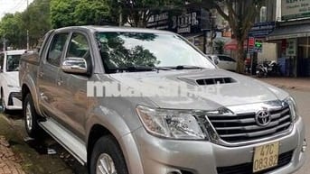 Toyota Hilux 2014 2.5E 4x2 MT - 120000 km