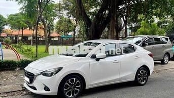 Mazda 2 2015  1.5 AT Sedan - 190000 km