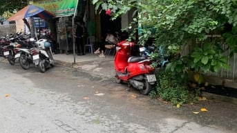 BÁN GẤP NHÀ XE GẦN BV NHI ĐỒNG 3 , SHR , THU NHẬP THU ĐỘNG 20 - 30TR .