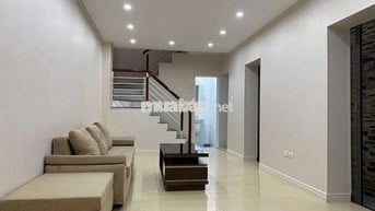 Chính chủ bán nhà phố Đào Tấn, diện tích 50m2, 3 tầng, giá 6,5 tỷ