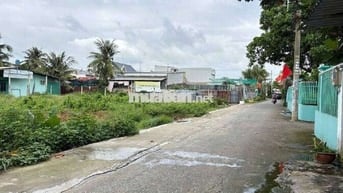 ĐẤT HẺM THÔNG  3ty2 tl
5x19m Đường 6m  Bùi Công Trừng 100m, shr